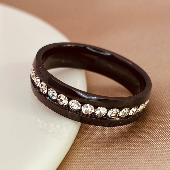18K Black Gold Titanium CZ Wedding Band Ring